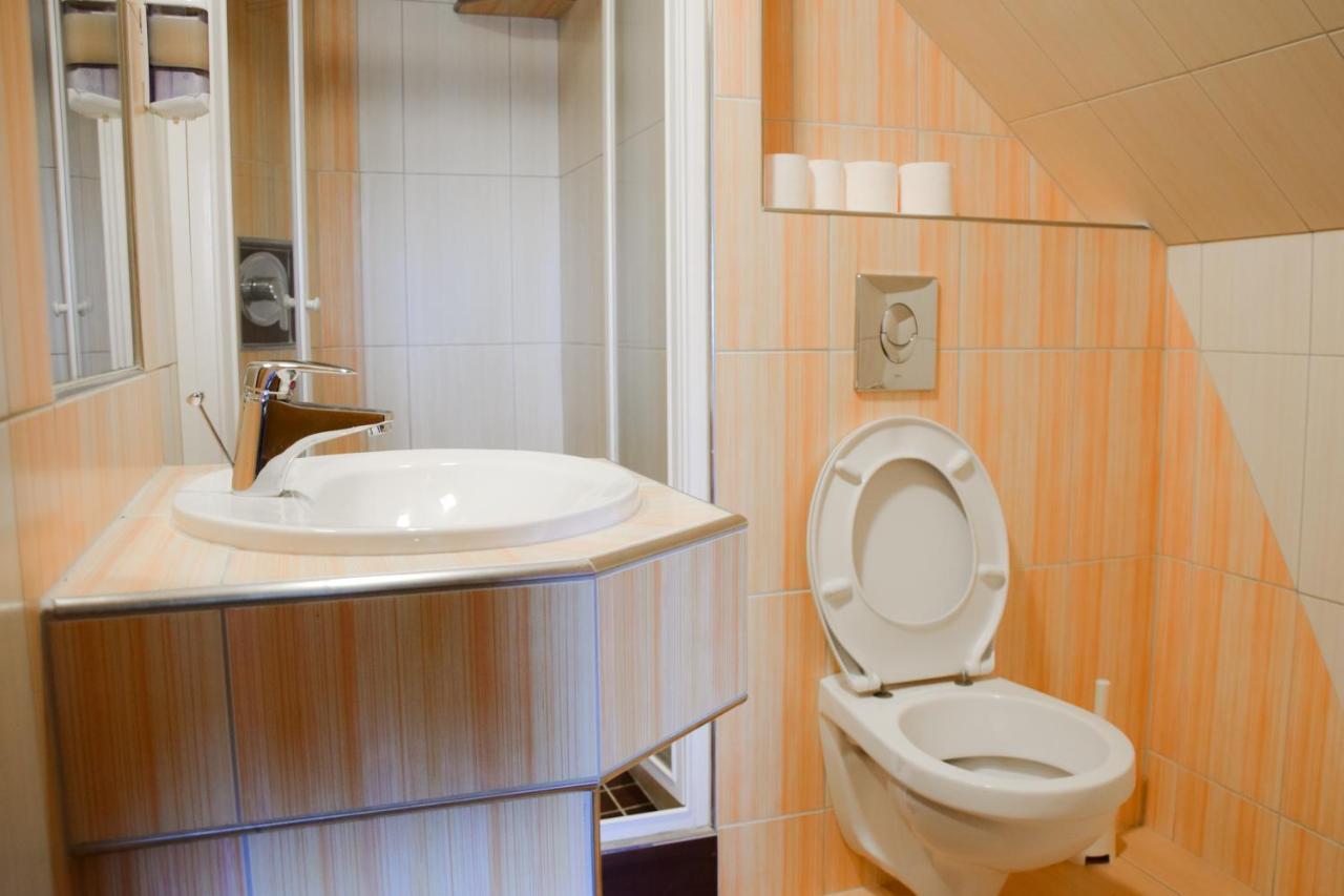 Hotel Csikar Csárda és Panzió Kőszeg Exterior foto